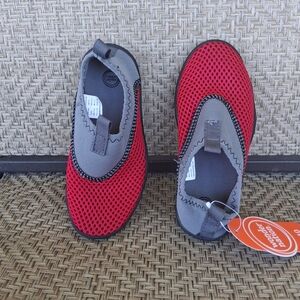 Wonder Nation Red and Gray Kids Water Shoes
